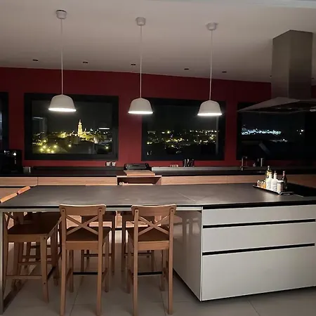 Grande De Luxe فيلة *