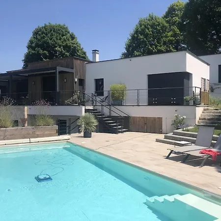 Grande De Luxe Villa